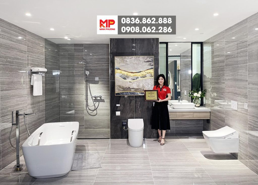 Combo III Business Bathroom