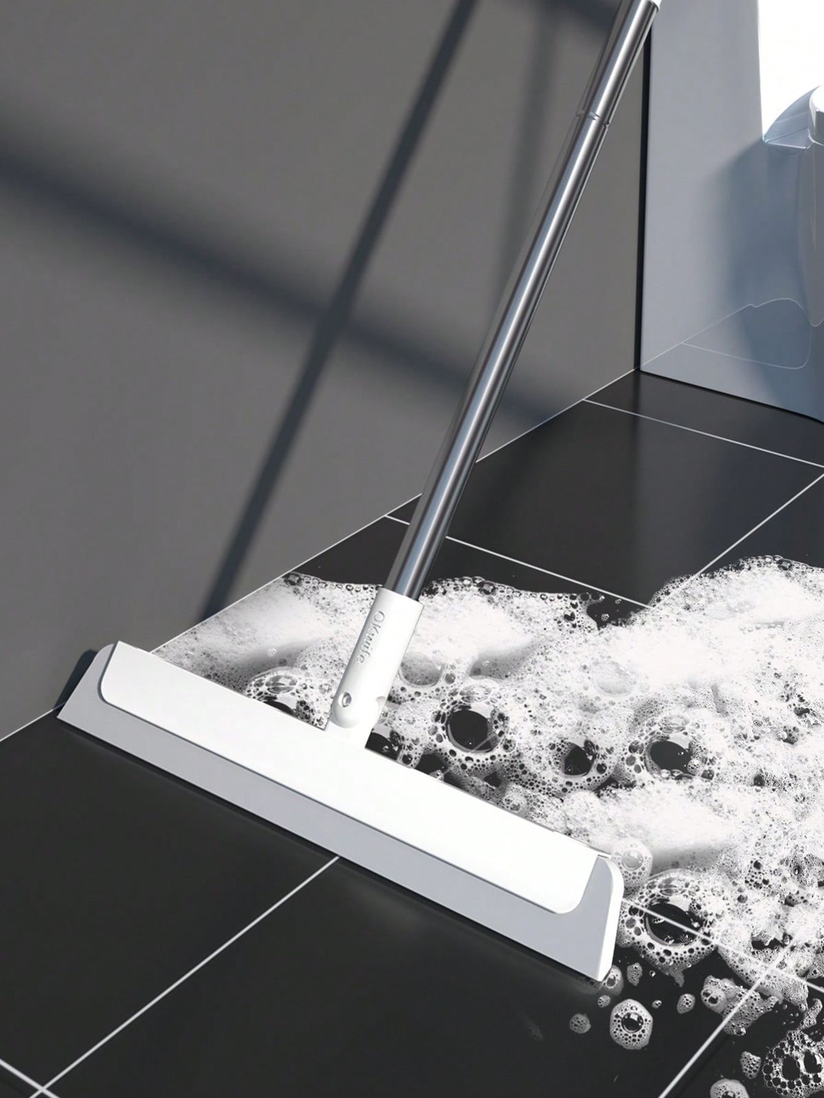 3 Mẹo Giảm Nguy Cơ Vi Khuẩn Trong Phòng Tắm