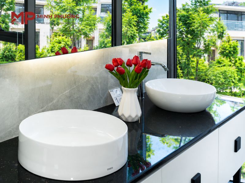 Trải nghiệm thiết bị vệ sinh tại Minh Phương TOTO Showroom